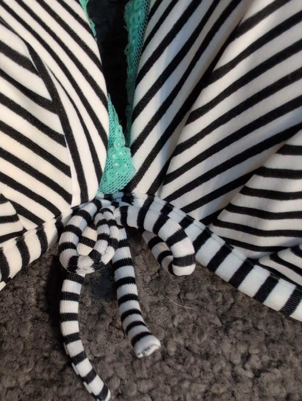 Victoria's Secret Black & White Striped Halter Bikini Top - Picture 6 of 10